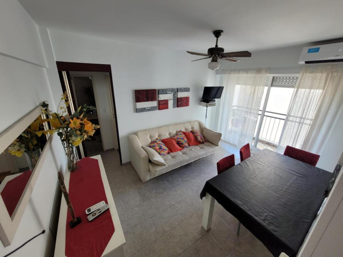 Oasis Lodging Apartment บัวโนสไอเรส ภายนอก รูปภาพ